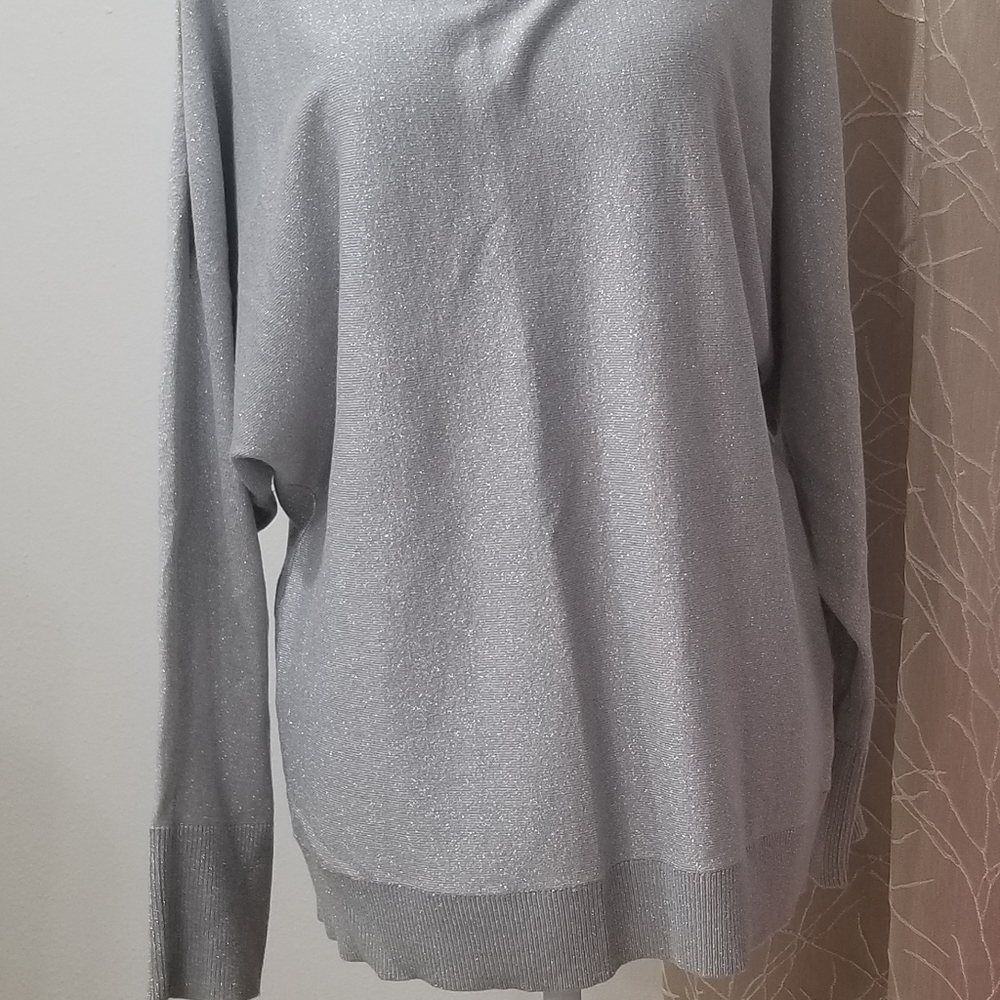 Brand new gray top size L - Picture 10 of 14